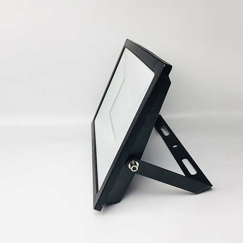 Imagen 2 de 6 de Reflector Led 30w Ip65 Plano Tipo Tableta Exterior Interior