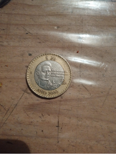 Sé Vende Moneda De 20 Pesos Del Año 2000