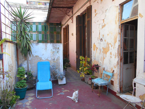 Ph De 3 Ambientes Con Patio Y Entrada Indep.