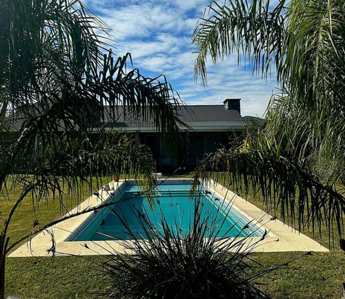 Casa En Venta - 2 Dormitorios 2 Baños - 1.400mts2 - General Rodríguez