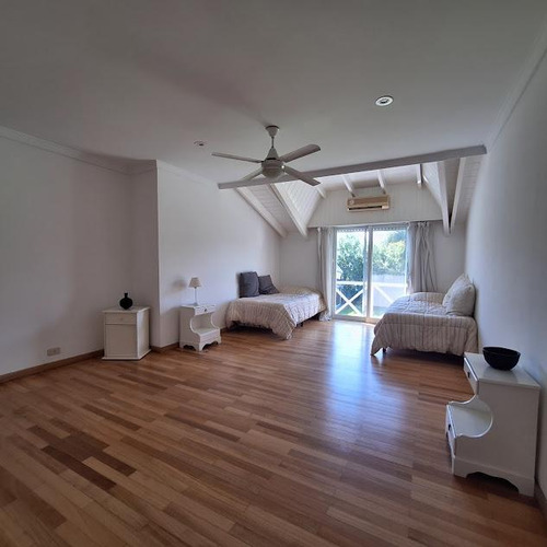 Excelente Casa En Alquiler En Barrio Cerrado San Isidro Chico, Beccar