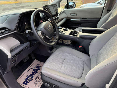 Toyota Sienna 3.5 Xle At