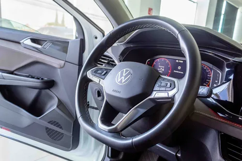 Volkswagen Taos HIGHLINE 1.4 L TSI 150HP TIPTRONIC