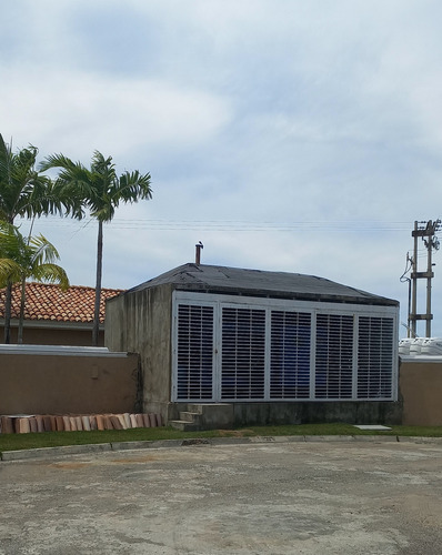 Venta Villa Puerto Maya Urbanización Pto Encantado Higuerote