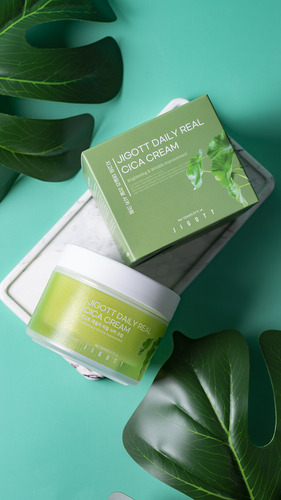 Jigott Real Cream Humectante Con Extractos 150ml.