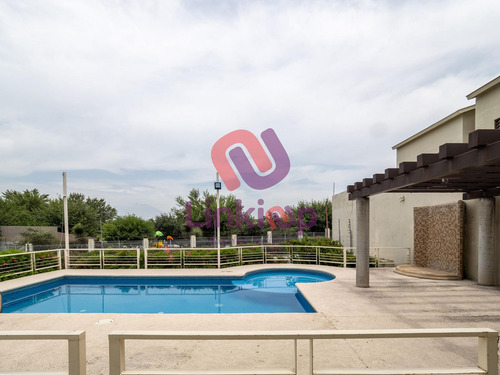 Casa Venta Cumbres Zona Las Lomas Con Alberca En Garcia