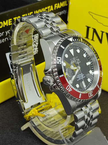 Relógio Masc Invicta Pro Diver 42mm Modelo 43983 Automático Correia Prateado Bisel Vermelho Fundo Preto
