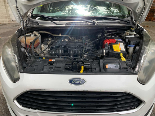 Ford Fiesta Kinetic 1.6 S Plus 120cv