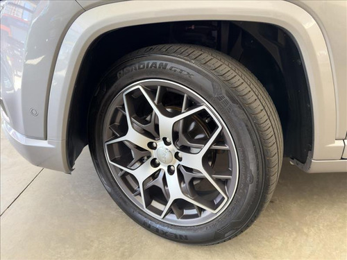 Jeep Commander 1.3 T270 Turbo Overland