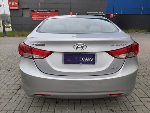 Hyundai Elantra - 2012 1.8 Gls 16v Gasolina 4p Automático