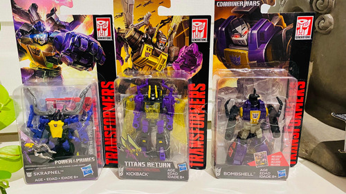 Transformers Core Set Insecticon Kickback Skrapnel Bombshell