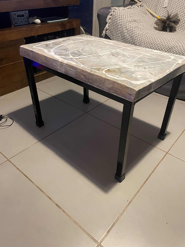 Mesa Ratona Con Resina Y Madera