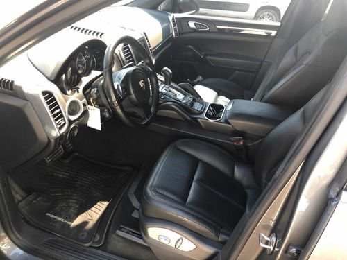 Imagen 13 de 19 de Porsche Cayenne 3.0 Diesel 245cv (958) 2013