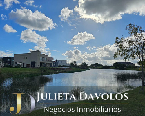 Casa En Venta El Canton Barrio Puerto
