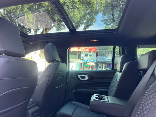 Jeep Commander 2.0 Td380 At9 4x4 7pas Overland