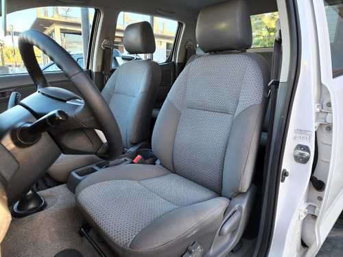 Imagen 11 de 15 de Toyota Hilux Dx 4x4