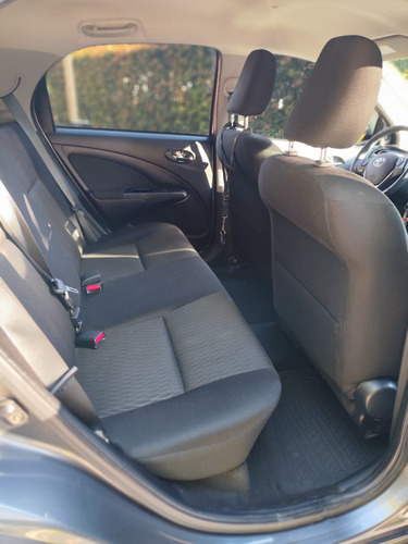 Toyota Etios 1.5 xls pack mt6