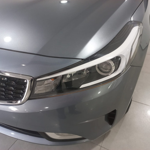 Imagen 9 de 15 de Kia Forte Lx T/m 2017