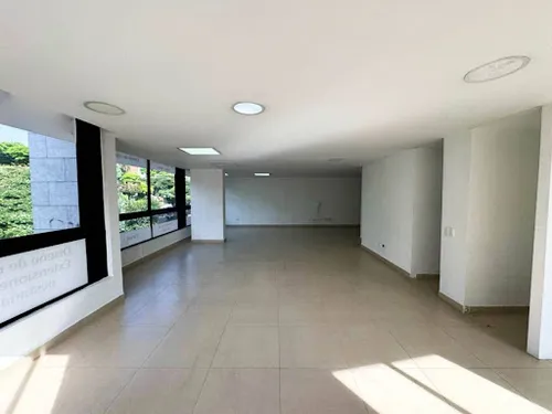 Oficinas En Arriendo Laureles 643-7057