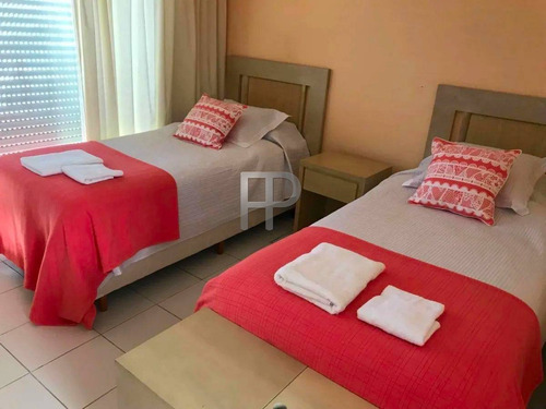 Imagen 9 de 13 de Apartamento En Venta Punta Del Este 4 Dorm #1789