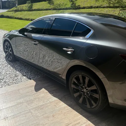 Mazda 3 2.5 Grand Touring Lx Carbon Edition At