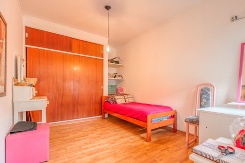 Imagen 20 de 30 de Casas Con Tres Dormitorios En Venta En La Plata