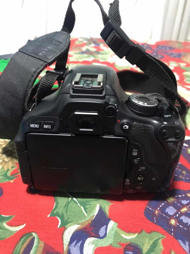 Câmera Cannon T3i