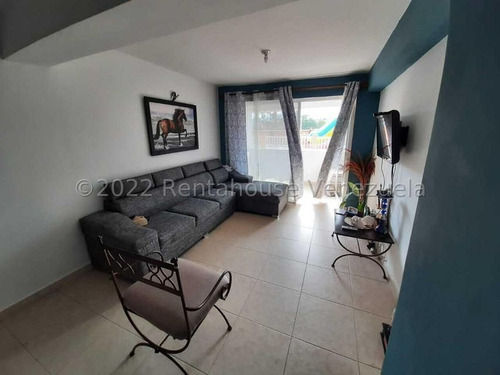 Imagen 3 de 30 de Gustavo Zavala Rentahouse 22-23887