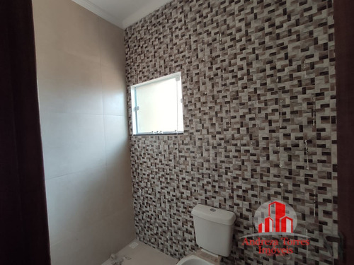 Casa À Venda No Bairro Piracangaguá - Taubaté/sp - 764