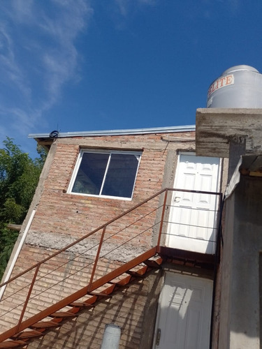 Imagen 4 de 19 de Venta De Casa Con Terreno De 1/2 Hectárea - San Rafael Mendoza