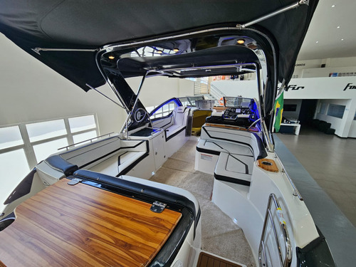 Lancha Focker 333 - Gran Turismo Parelha Diesel Com Joystick