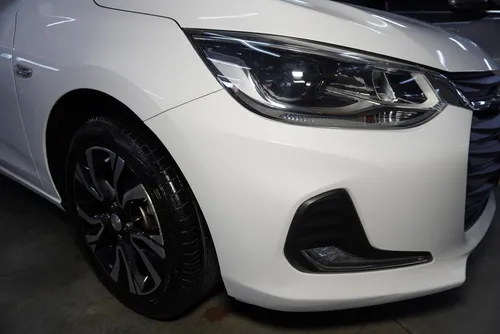 Chevrolet Onix 1.0T Premier Hatch At