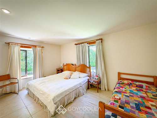 Casa En Venta De 4 Dorm. En Las Cabras