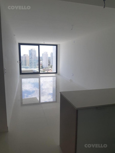 Apartamento Piso 18 De 2 Dormitorios Y 2 Baños, Garage Doble, Edificio Con Amenities