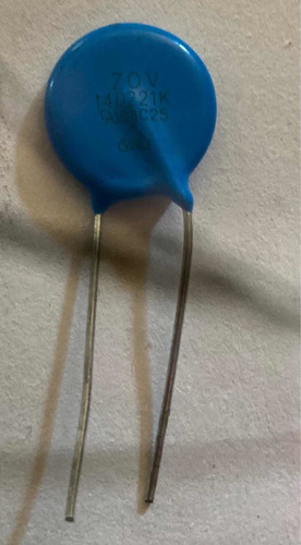 Condensador Cerámico De Alto Voltaje 14d221k