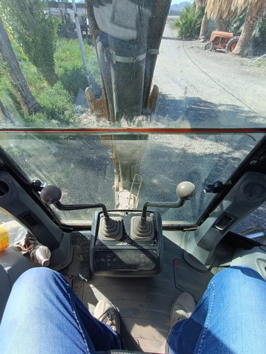 Retroexcavadora Caterpillar 416 E