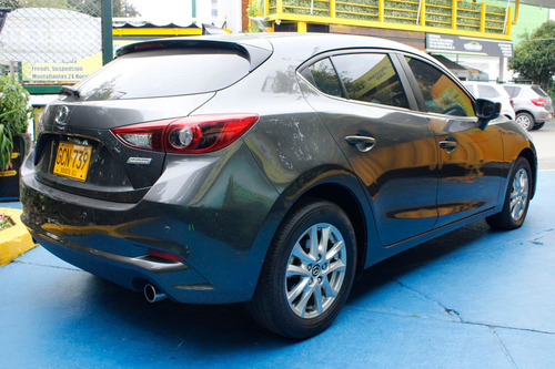 Mazda 3 2.0 Touring