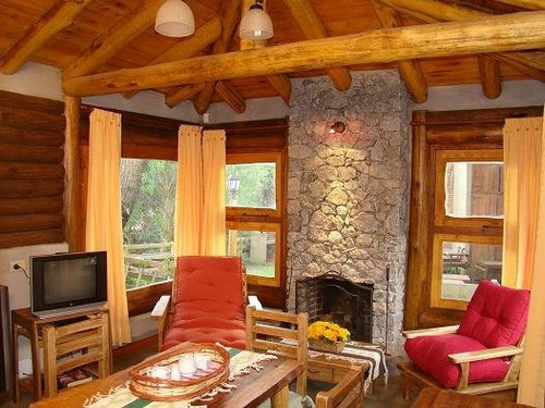 Construccion De Cabañas De Troncos Al Estilo Patagonicas
