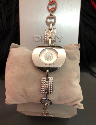 Reloj Donna Karan Espectacular !!! Excelente Estado Plateado Plateado Plateado (Usado)