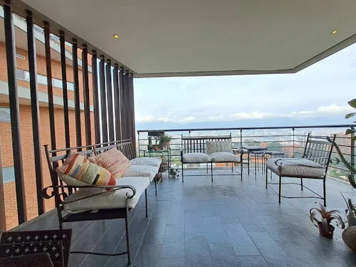 Apartamento En Arriendo Los Balsos 743-7381