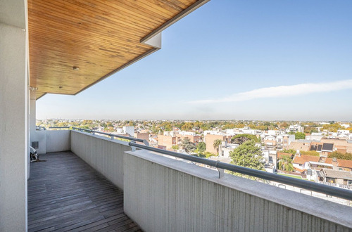 Penthouse Único En Haedo Con Terraza Y Cochera