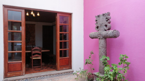 Casa En Venta 1300m2, Tequisquiapan Centro, Qro, Méx.