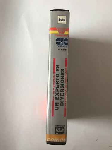 Vhs Ferris Bueller Day Off Un Experto En Diversiones Matthew (Usado)