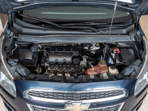 Imagen 8 de 17 de Chevrolet Spin 2018 1.8 Ltz 7as 105cv