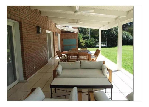 Excelente Casa En Venta En San Carlos C.c.