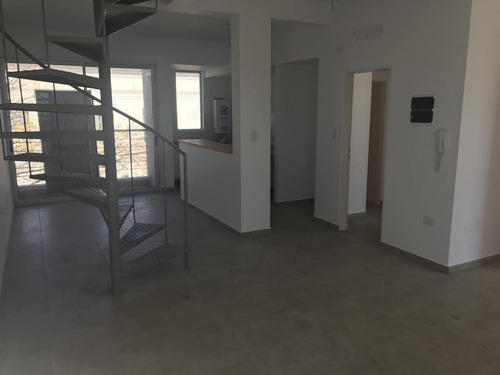 Imagen 3 de 17 de Departamento En Venta En La Plata Calle 23 E/ 65 Y 66 Dacal Bienes Raices