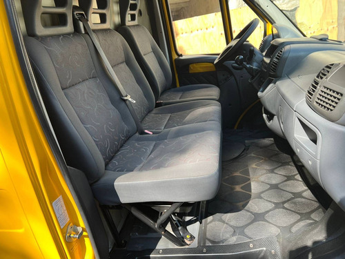 Imagem 9 de 15 de Fiat Ducato 2.3 Maxicargo 12 16v Turbo Diesel 4p Manual
