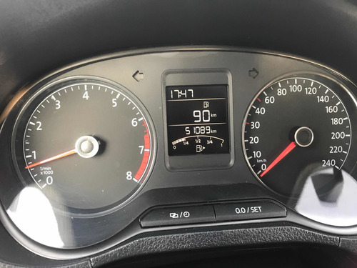 Imagen 11 de 14 de Volkswagen Vento 2019 1.6 Confortline Mt