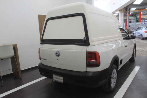 Imagen 6 de 15 de Volkswagen Saveiro 2017 2p Starline L4/1.6 Man A/a