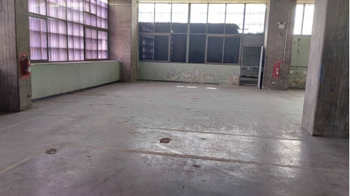 Alquiler Piso Industrial En Boleita Sur